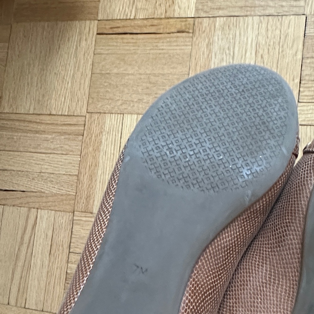 Tory Burch Textured Brown Ballet Flats - Picture 3 of 3